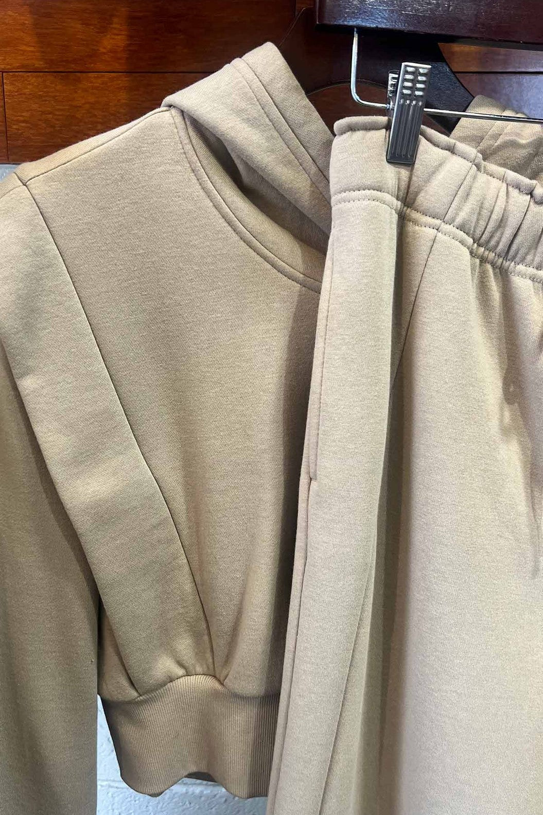 Cozy hooded sweatshirt and wide leg pants Set