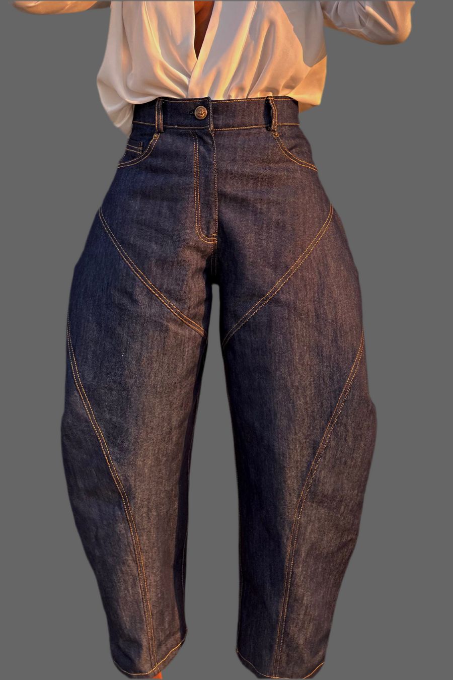 High-rise barrel-cut jeans