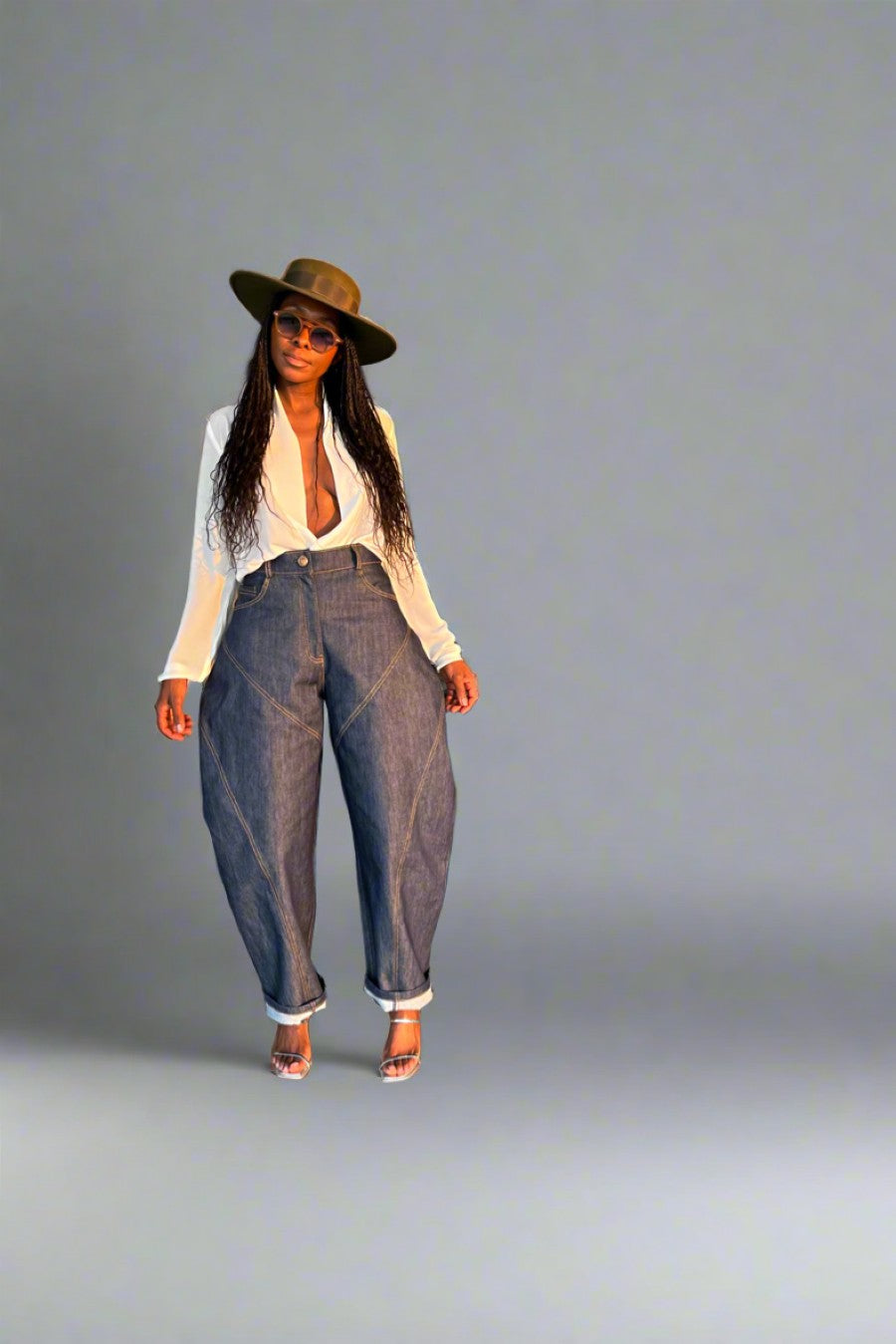 High-rise barrel-cut jeans