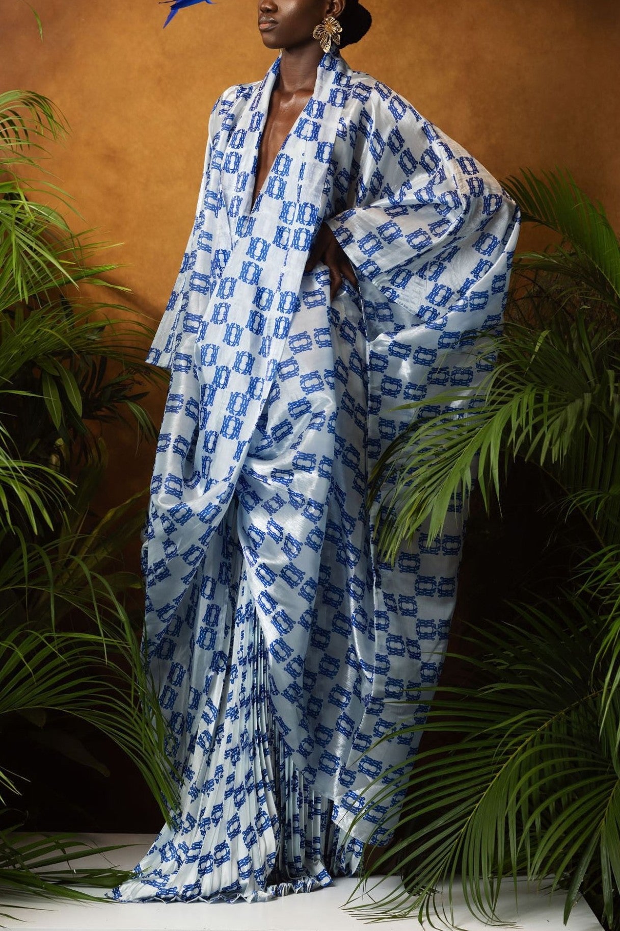 Elegant Loose-fitting Robe and Skirt Set