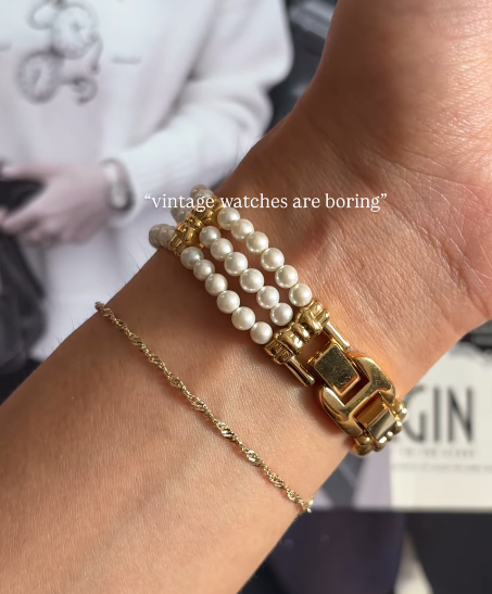 Elegant Vintage Pearls Watch