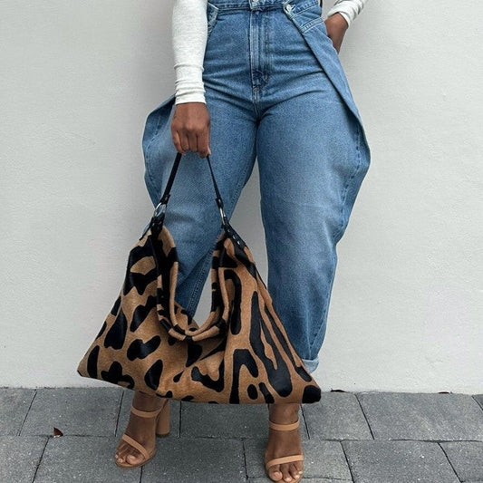 Women's blue double-button jeans