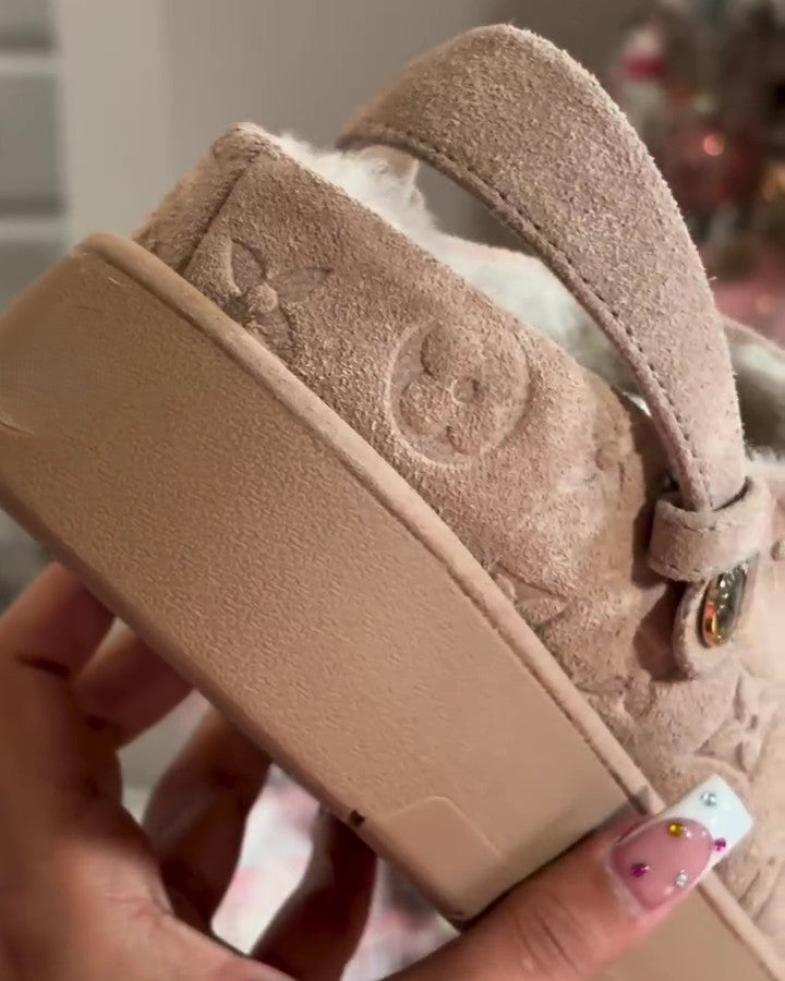 Printed Slippers and Furry Shoes
