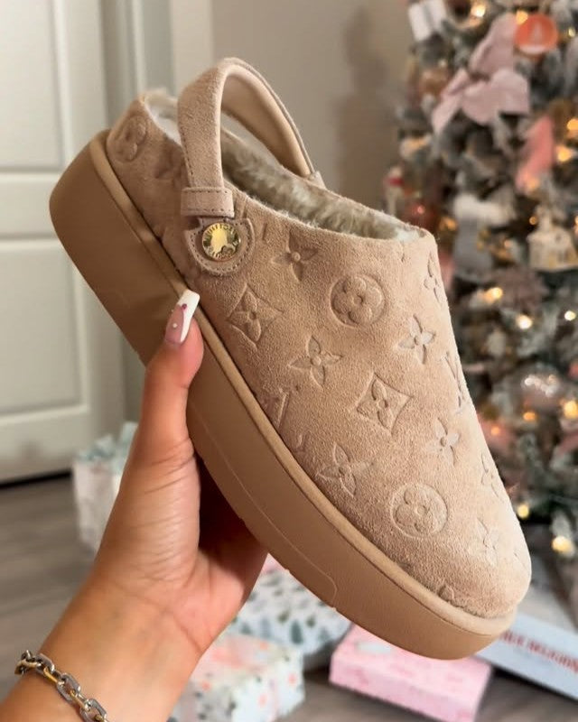 Printed Slippers and Furry Shoes