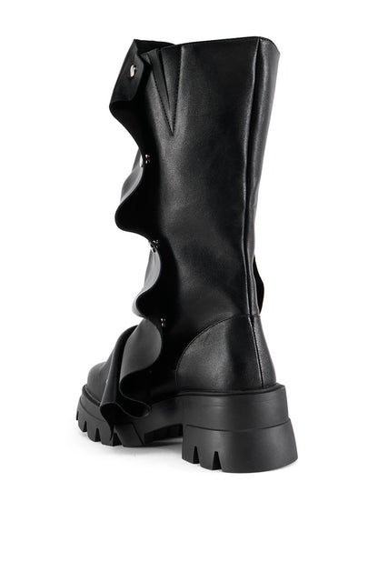 Button-detailed Pleated Flat Boots