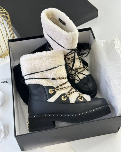 Wool and Leather Chain Snow Boots