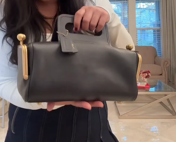 Double-opening Handheld Mailbox Bag