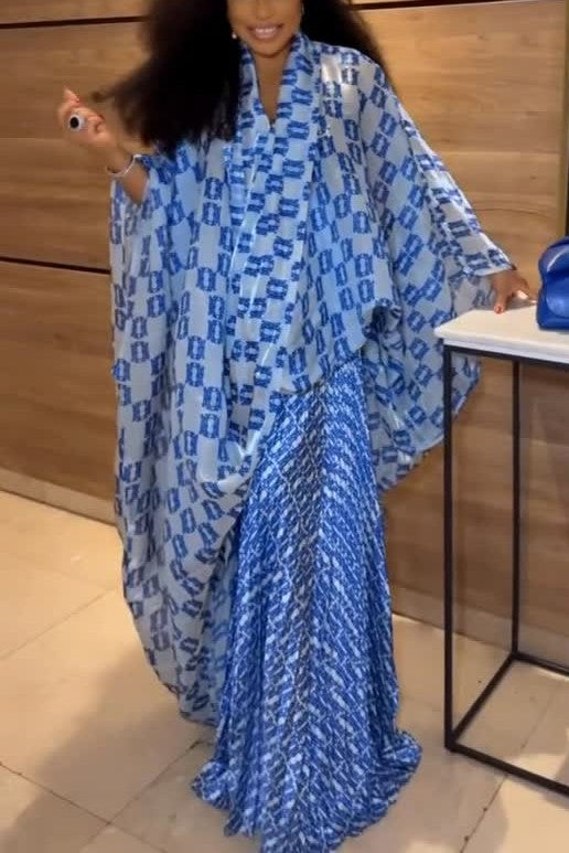 Elegant Loose-fitting Robe and Skirt Set