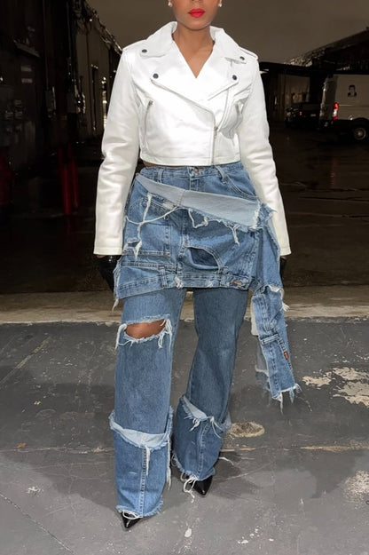 Blue Jeans with A Slanted Two-piece Design