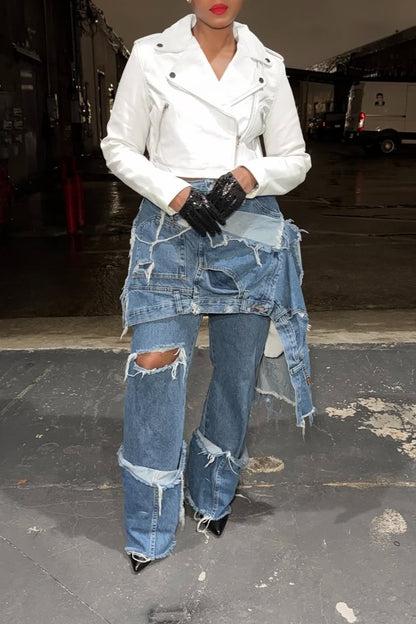 Blue Jeans with A Slanted Two-piece Design