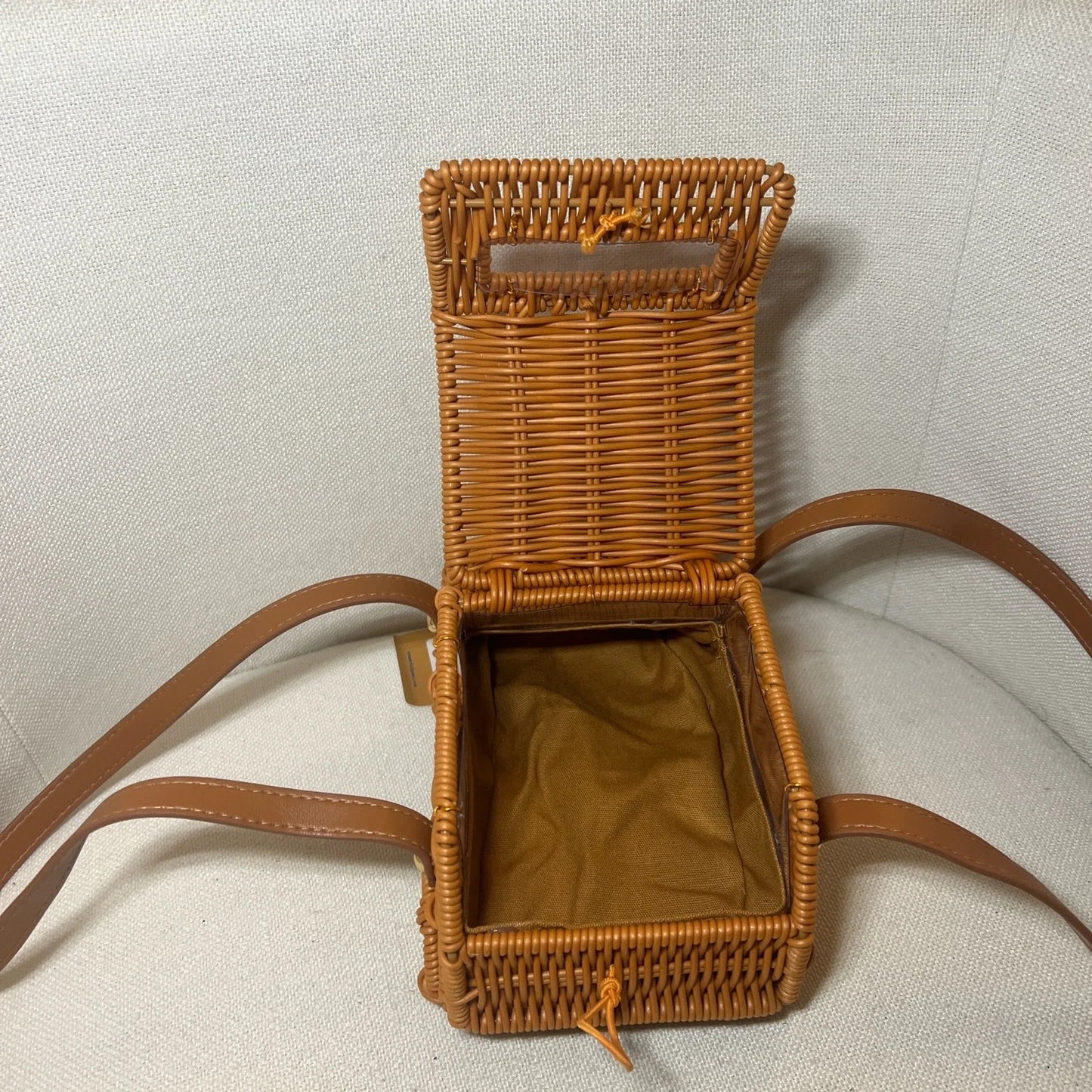 Cute Plastic Wicker Basket Car Handbag