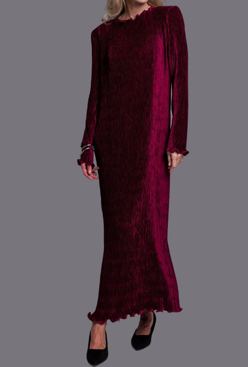 Chic Wide-Shouldered Long Dress