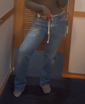 Statement Jeans